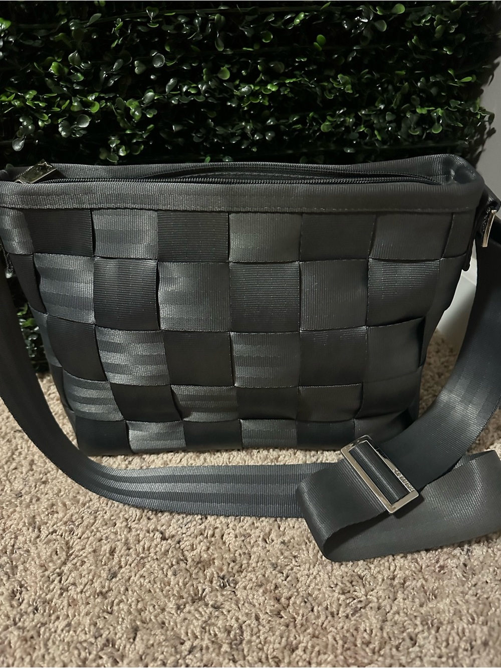 Harveys Black Woven Seatbelt Shoulder Bag